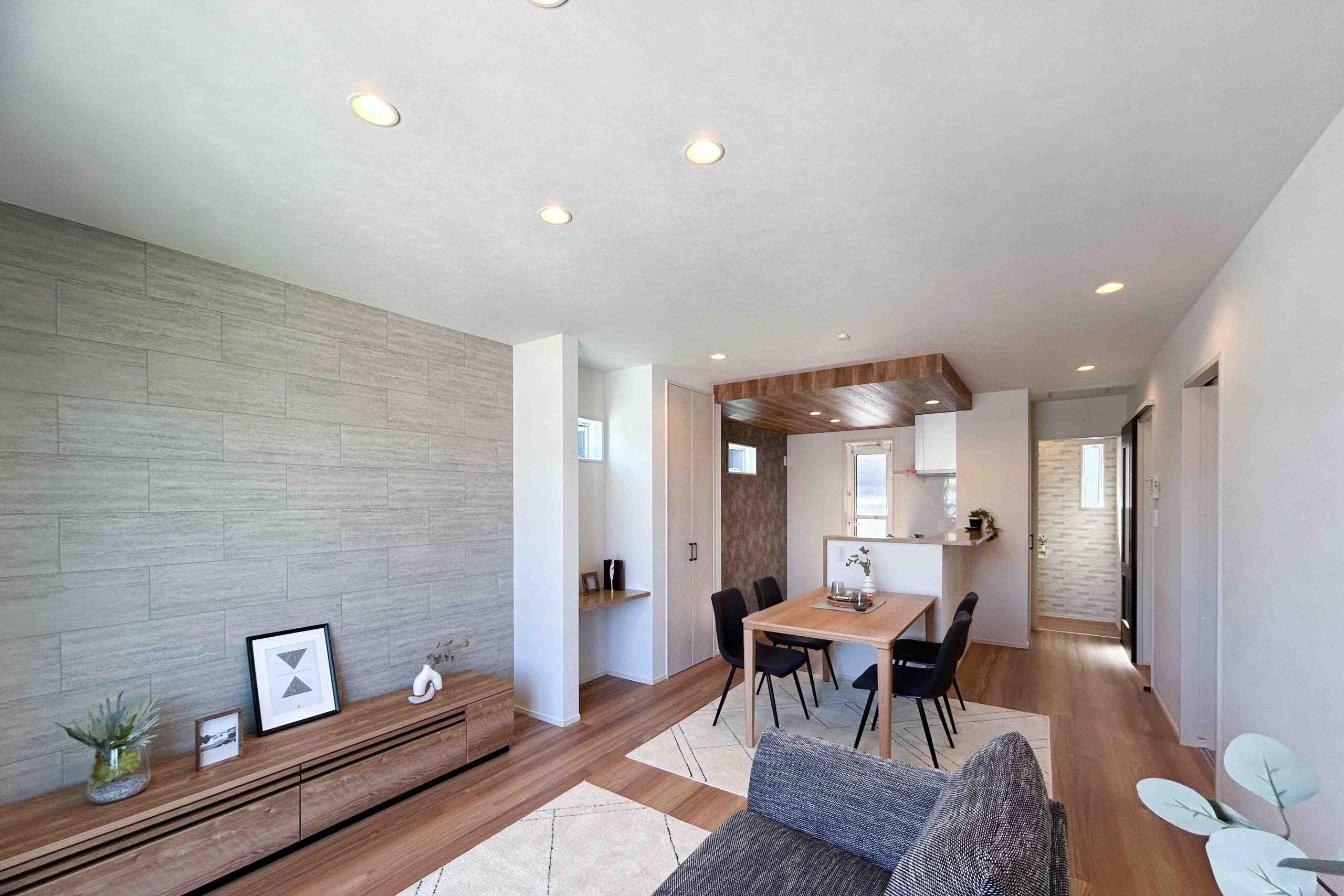 【福岡市東区香椎1丁目Ⅱ期 1号地】JR香椎駅まで徒歩12分、西鉄香椎宮前まで徒歩5分、千早駅も利用可能なトリプルアクセス！ イメージ